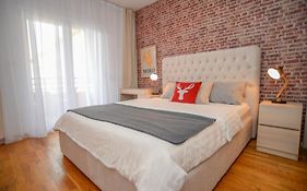 Lovely Apartment At City Quart